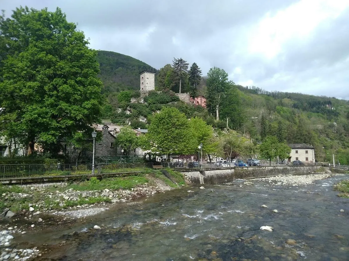 Villa Torre Riva Dimora storica Fiumalbo Italia